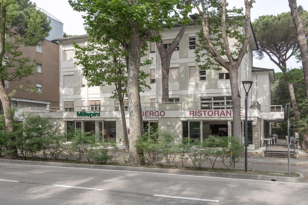 Hotel Millepini Marina Romea Bagian luar foto